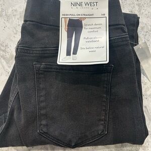 NWT Nine West Women's Black Stretch Jeans. Size 10.